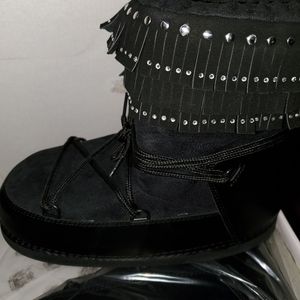 Woman's boots